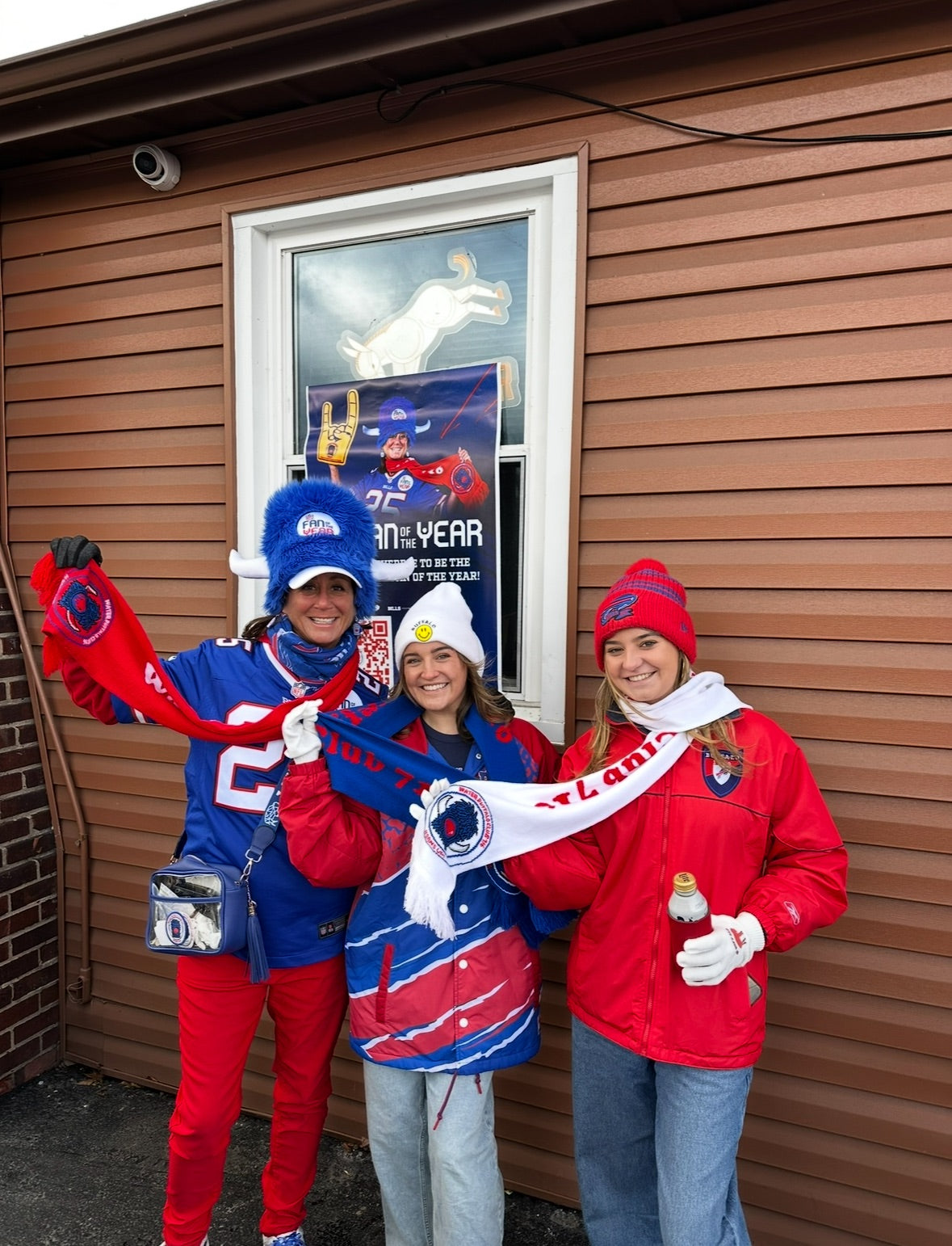 Scarf in red, white or blue