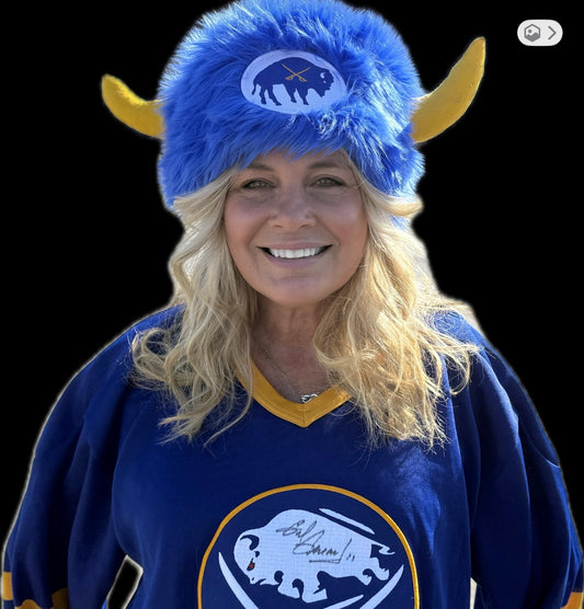 Hockey Cap(low low profile) in blue or red.